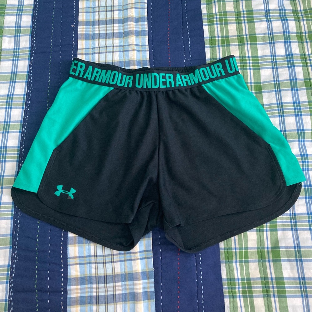 Under Armor Play Up 2.0 Loose Fit Athletic Shorts